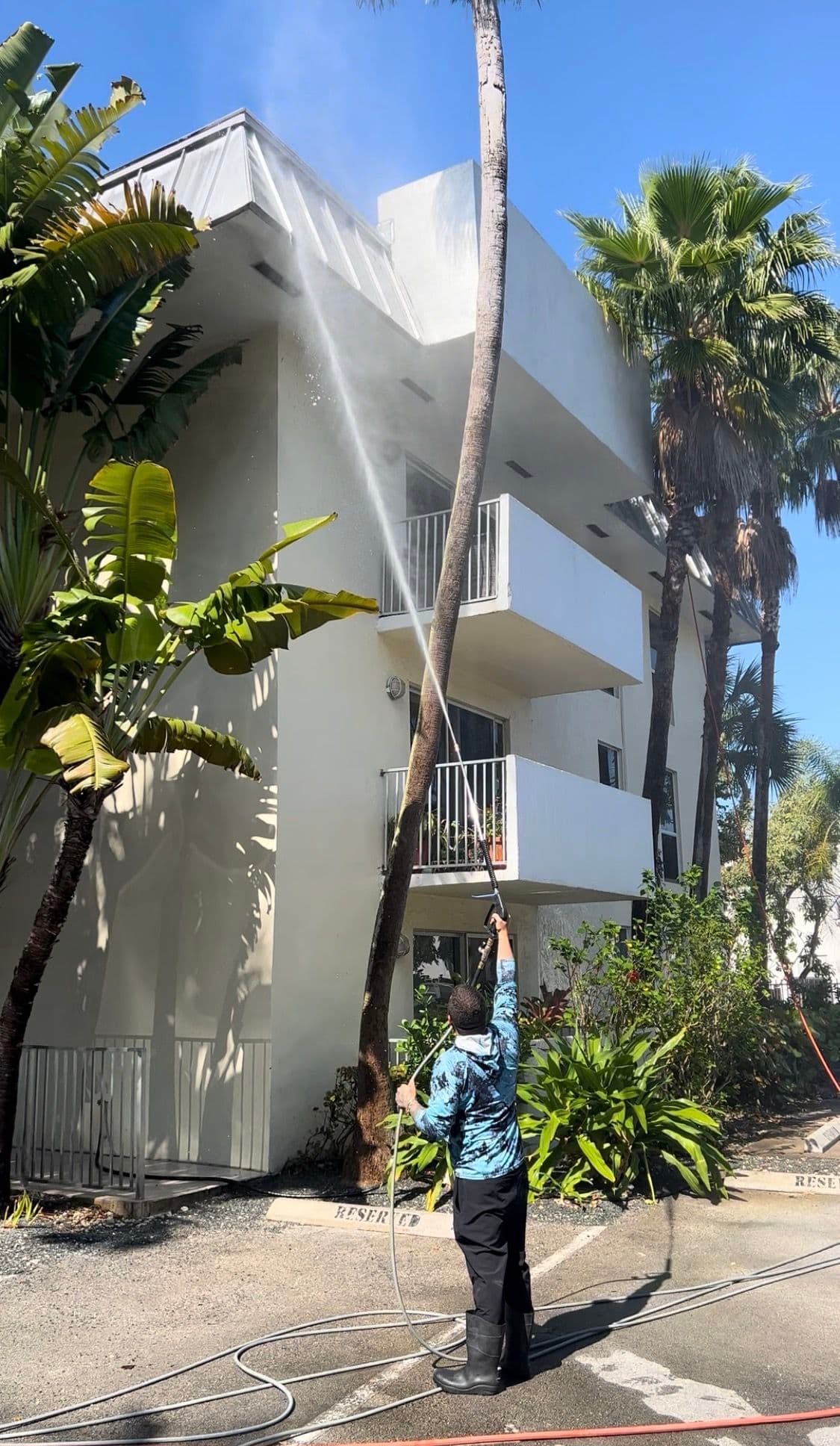 Gallery photos for Tackling Tough Heights Near Dadeland Mall: Image #3