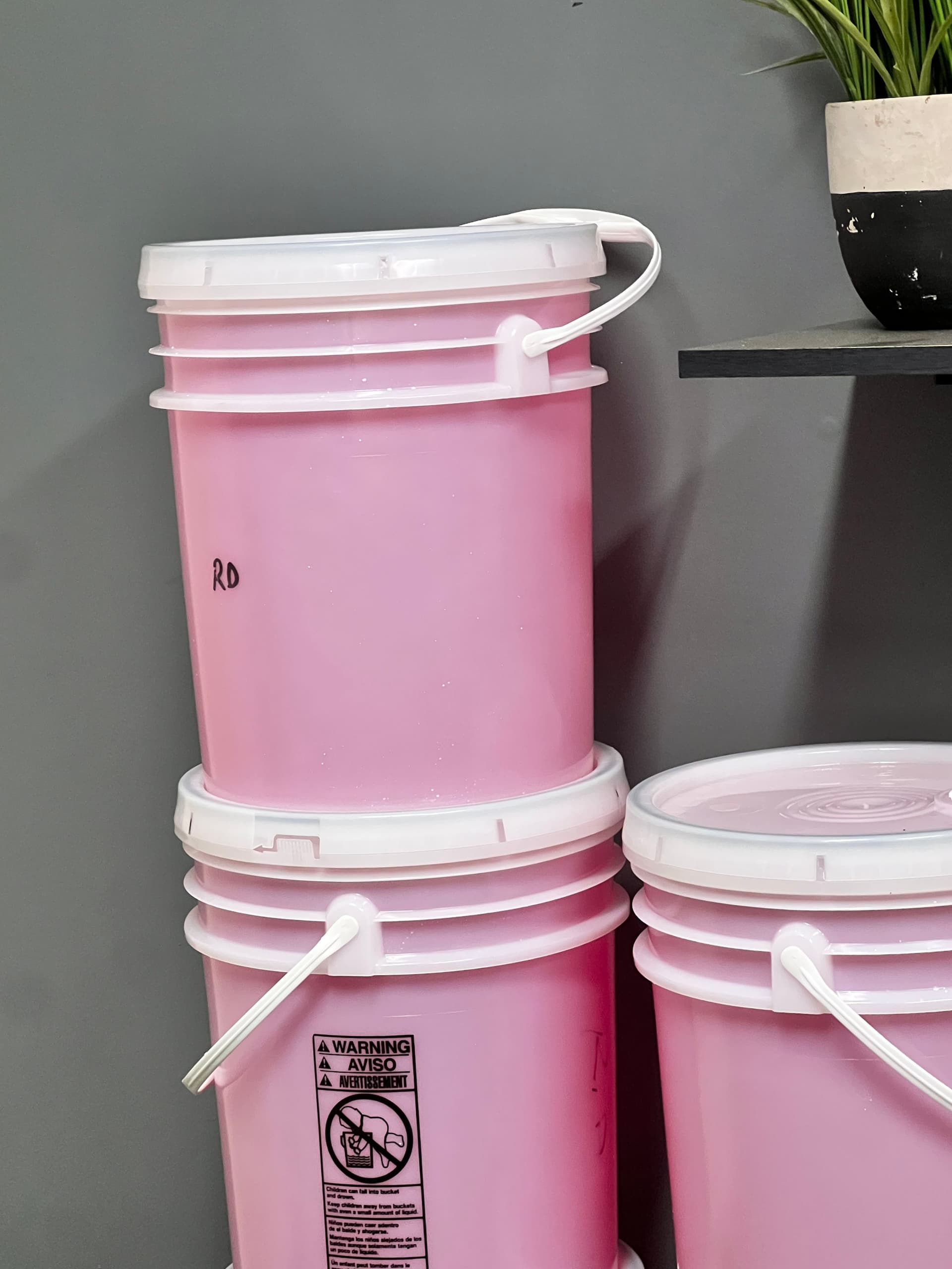 Gallery photos for We Now Sell Industrial Rust Remover and Degreaser by the Pail: Image #1