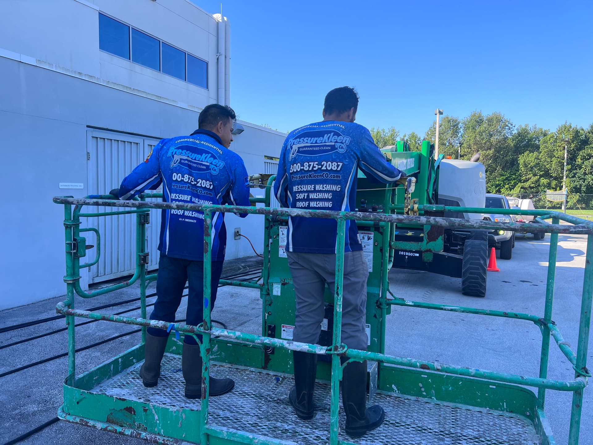 Gallery photos for YMCA Building and Glass Cleaning in Cutler Bay: Image #1