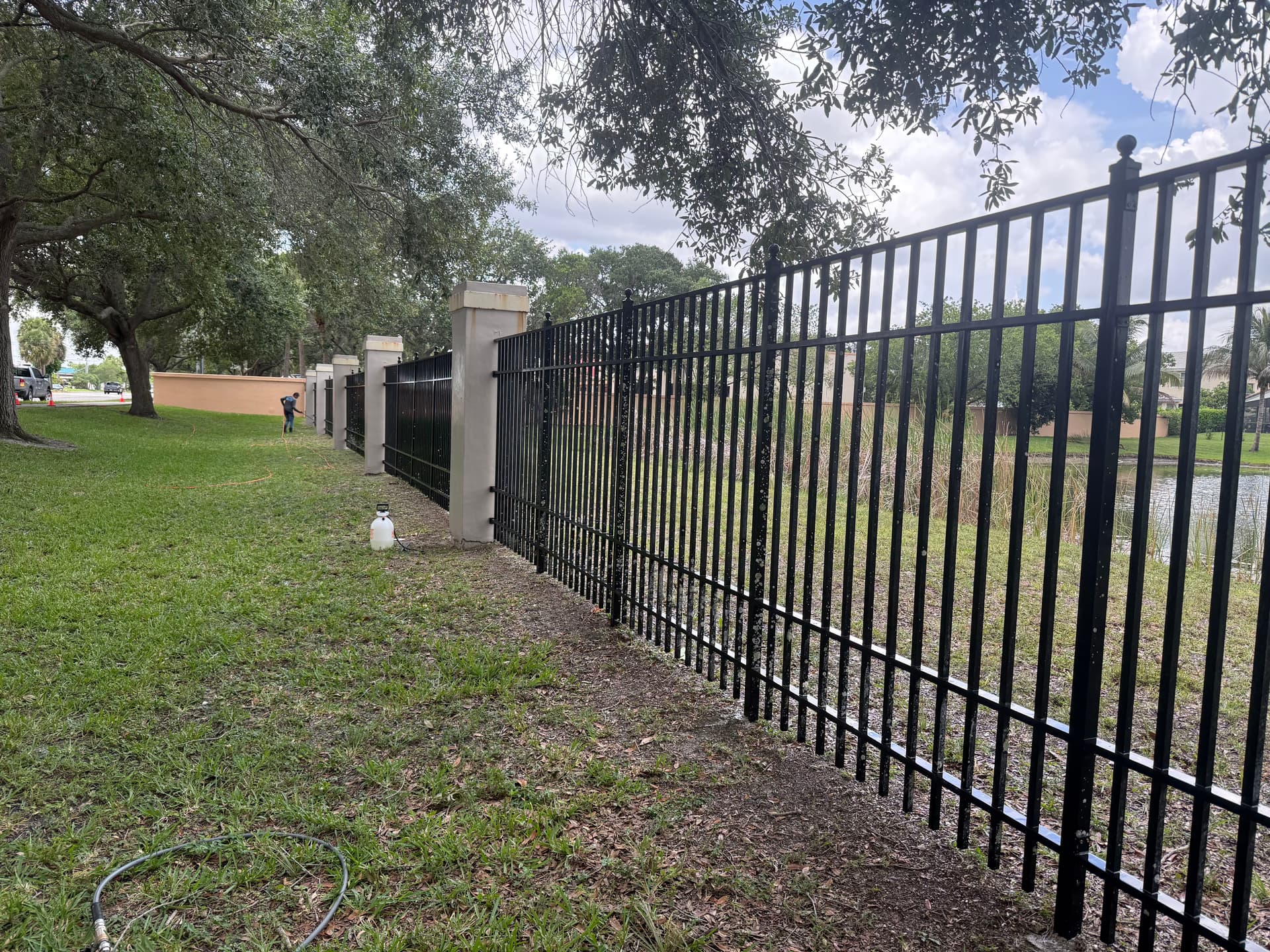 Gallery photos for HOA Wall Pressure Washing and Paint Prep in Davie: Image #4