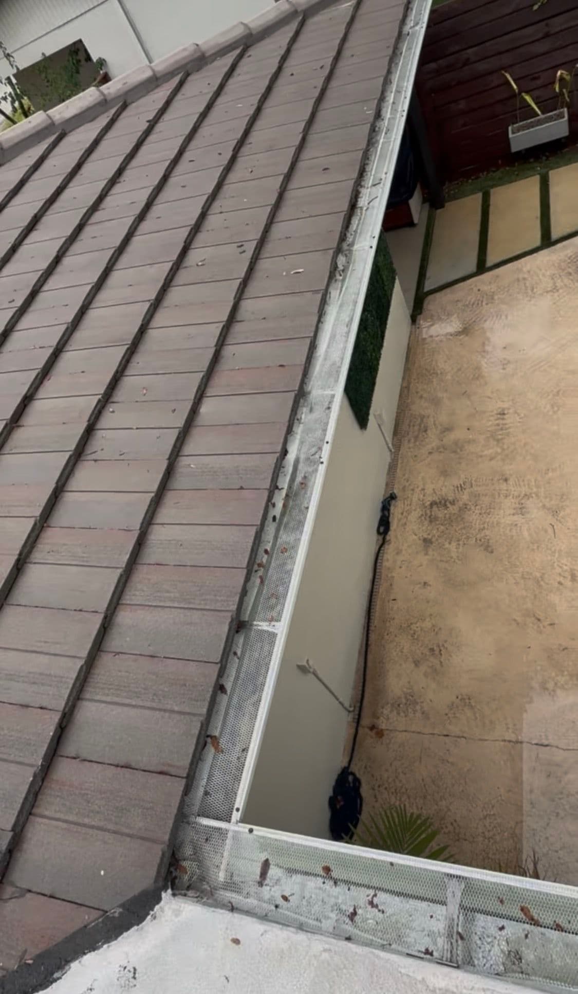 Gallery photos for Clogged Gutters Are a Bigger Problem Than Most Homeowners Realize: Image #1