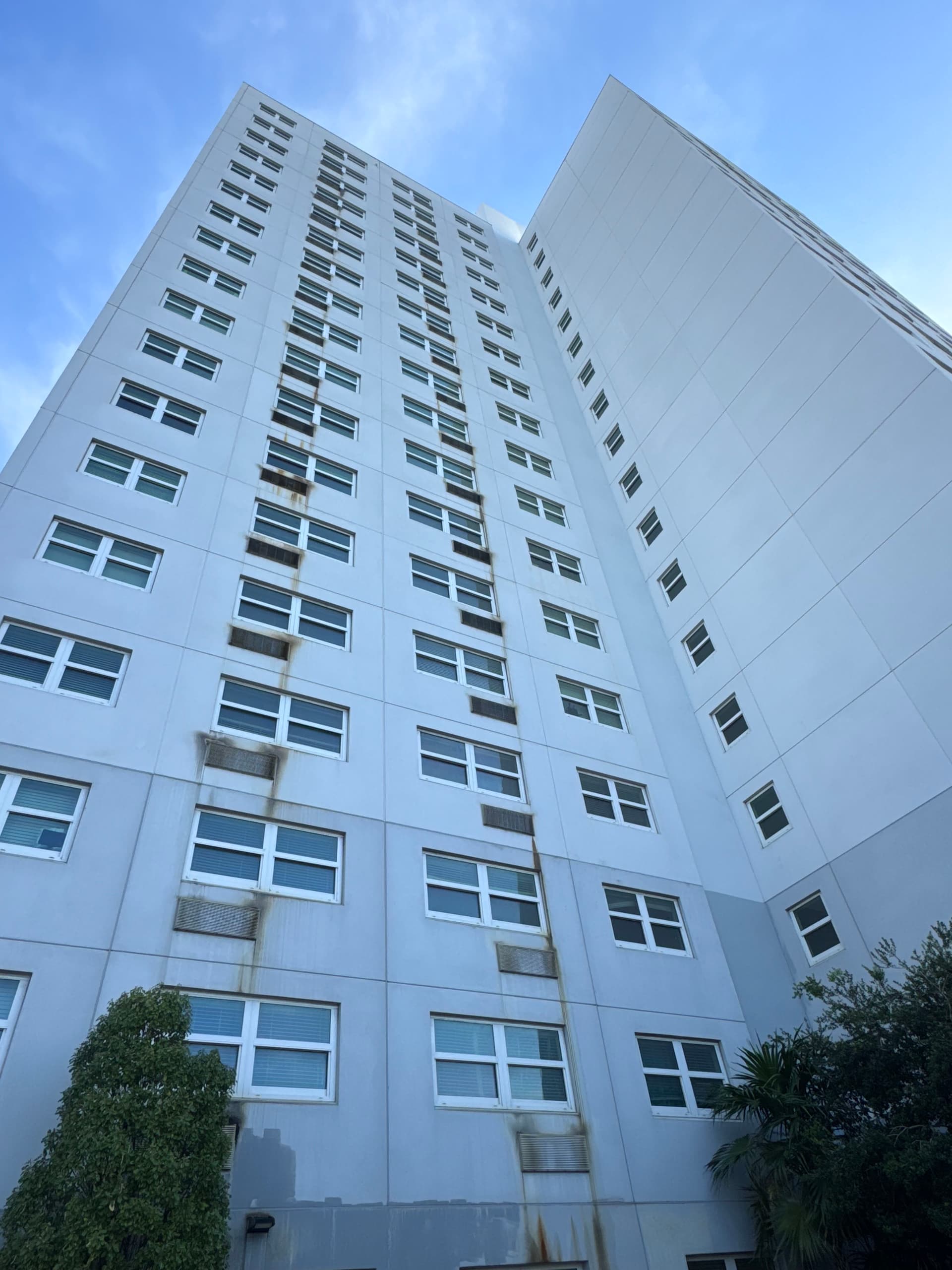 Gallery photos for 18-Story High Rise Exterior Cleaned with Drone Technology: Image #5