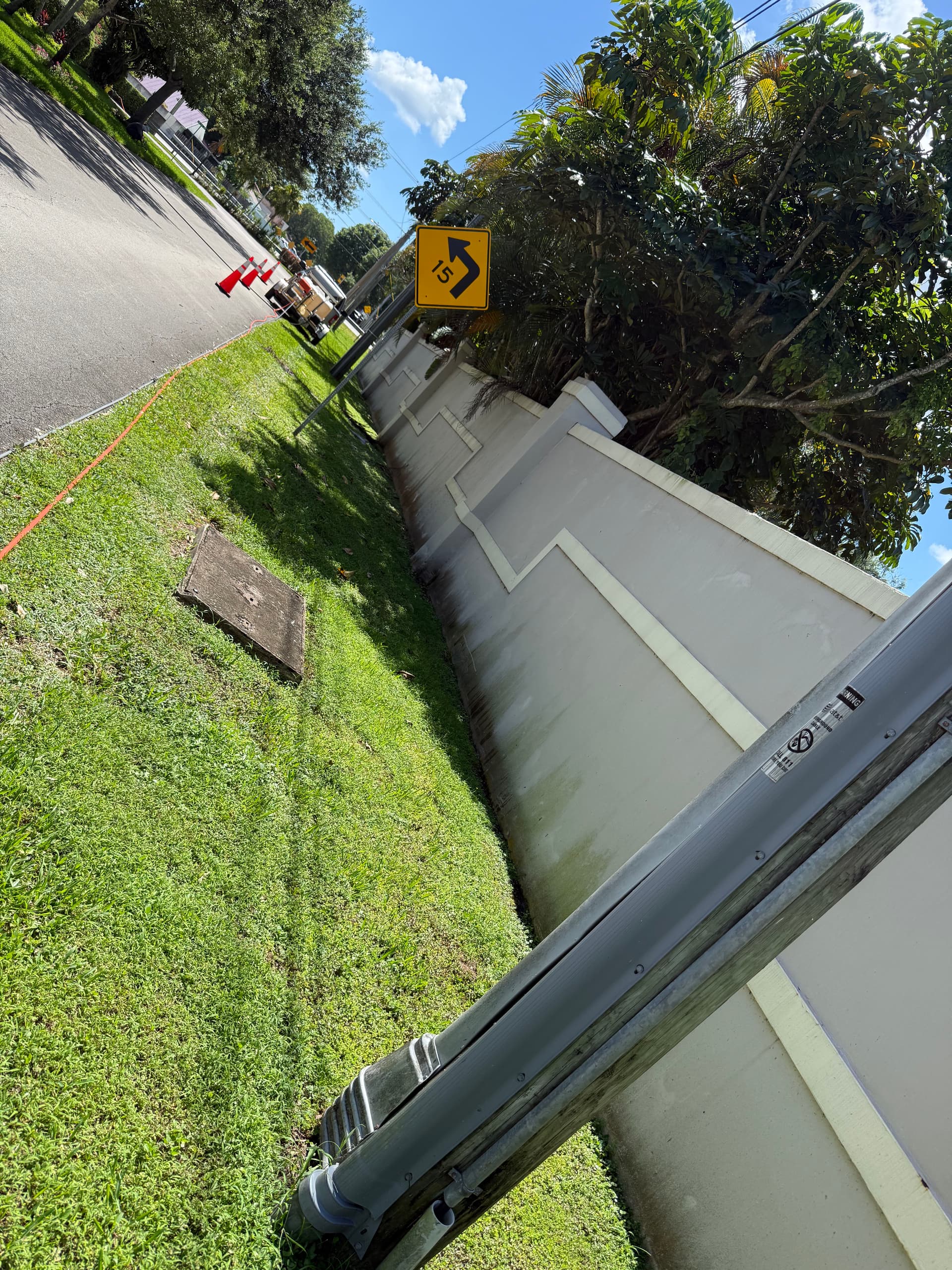 Gallery photos for HOA Wall Pressure Washing and Paint Prep in Davie: Image #1