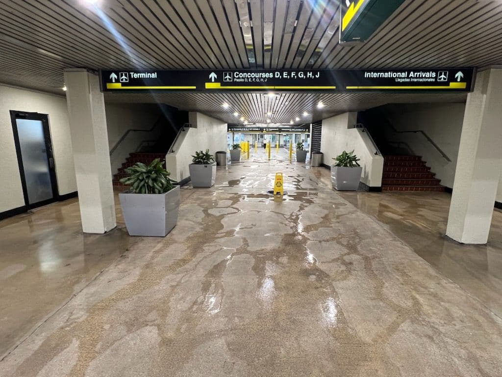 Gallery photos for Enhancing Safety with Concrete and Sidewalk Cleaning: Image #2