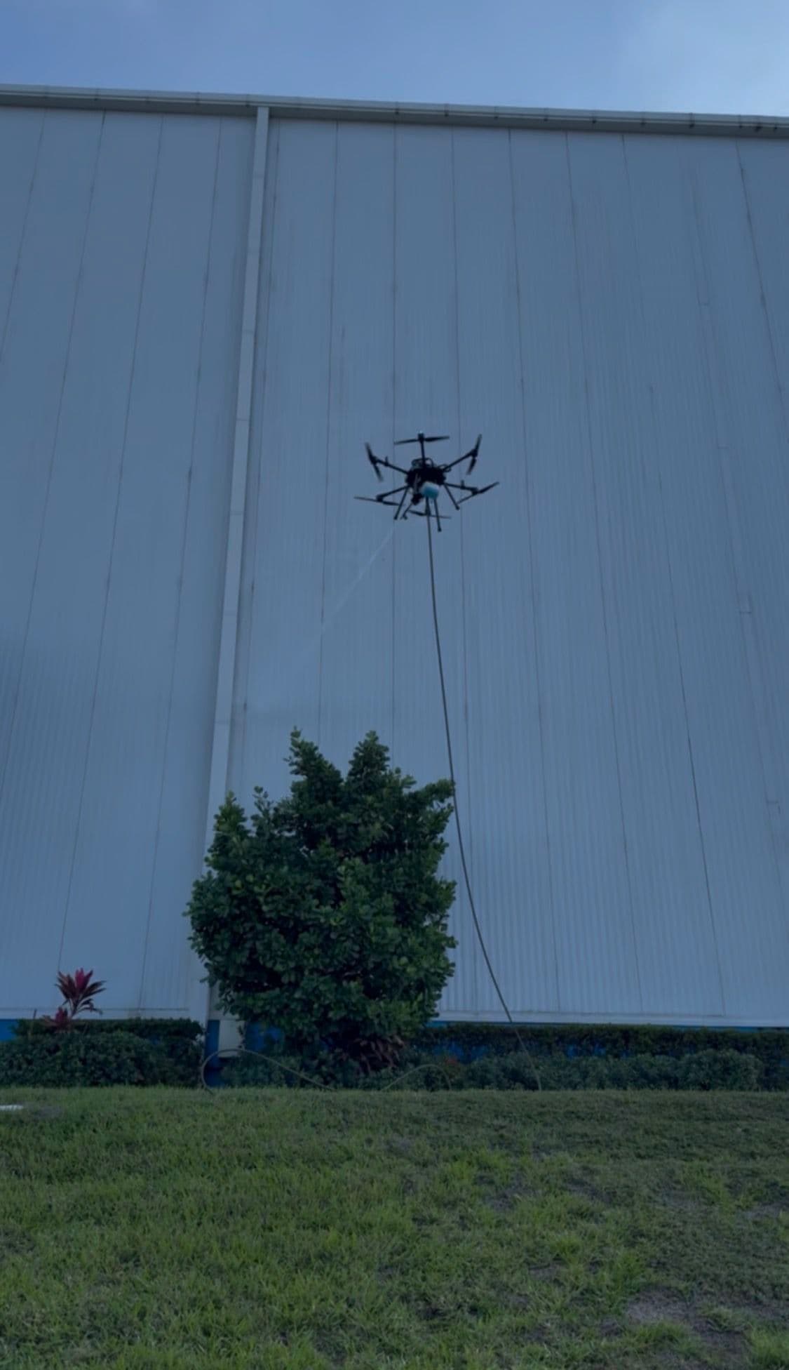 Gallery photos for Drone Soft Wash at FreezPak Logistics in Hialeah: Image #4