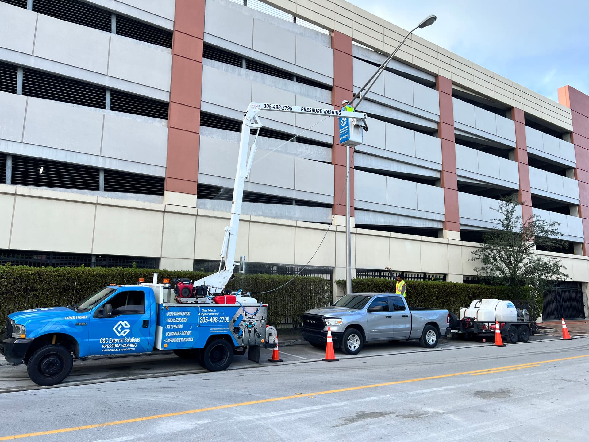 Gallery photos for Drone Cleaning Mastery in Doral Skies: Image #2