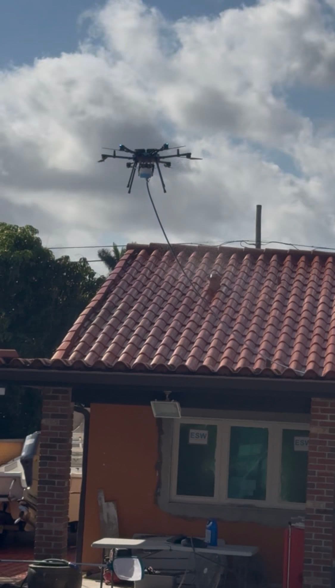 Gallery photos for Drone Softwash Brilliance: Image #1