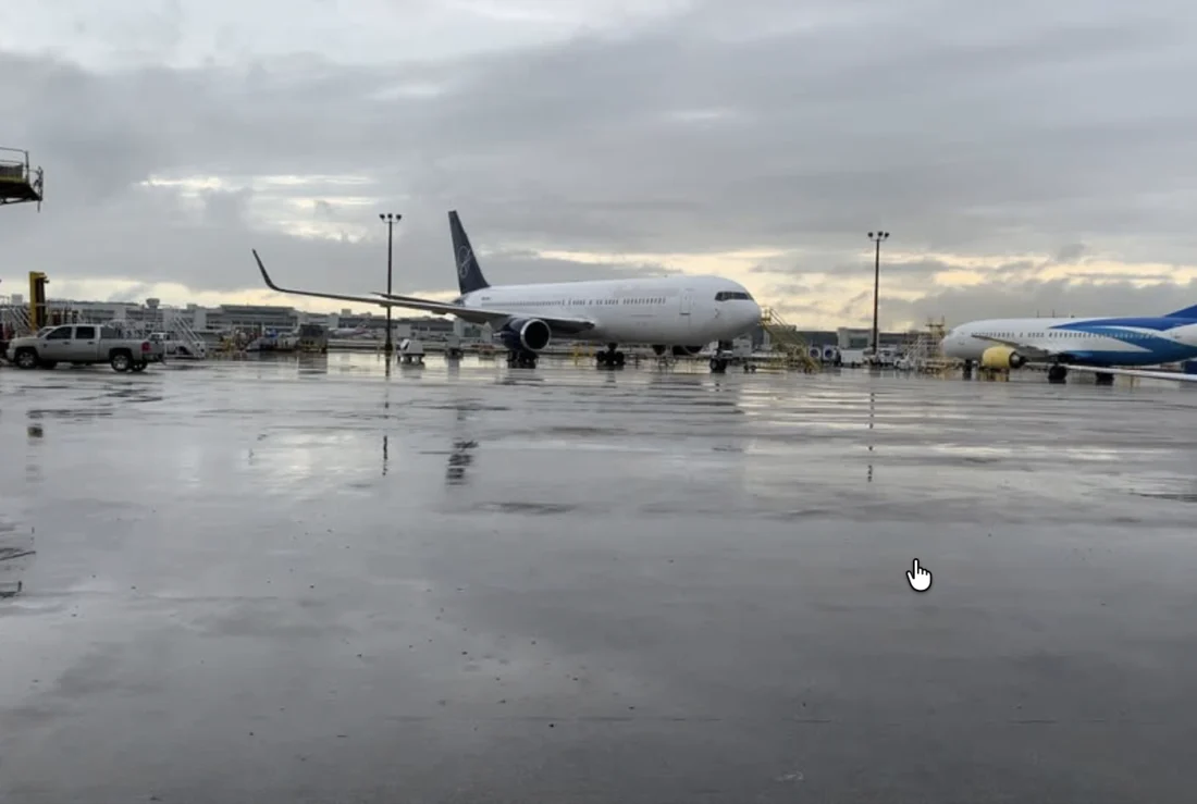Airfield and aircraft at Miami International Airport