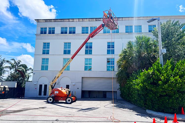 5 Reasons Why Commercial Properties In Miami Need Pressure Washing